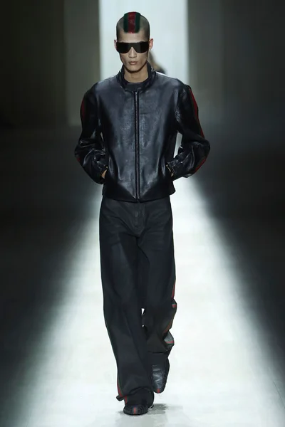 Look 39